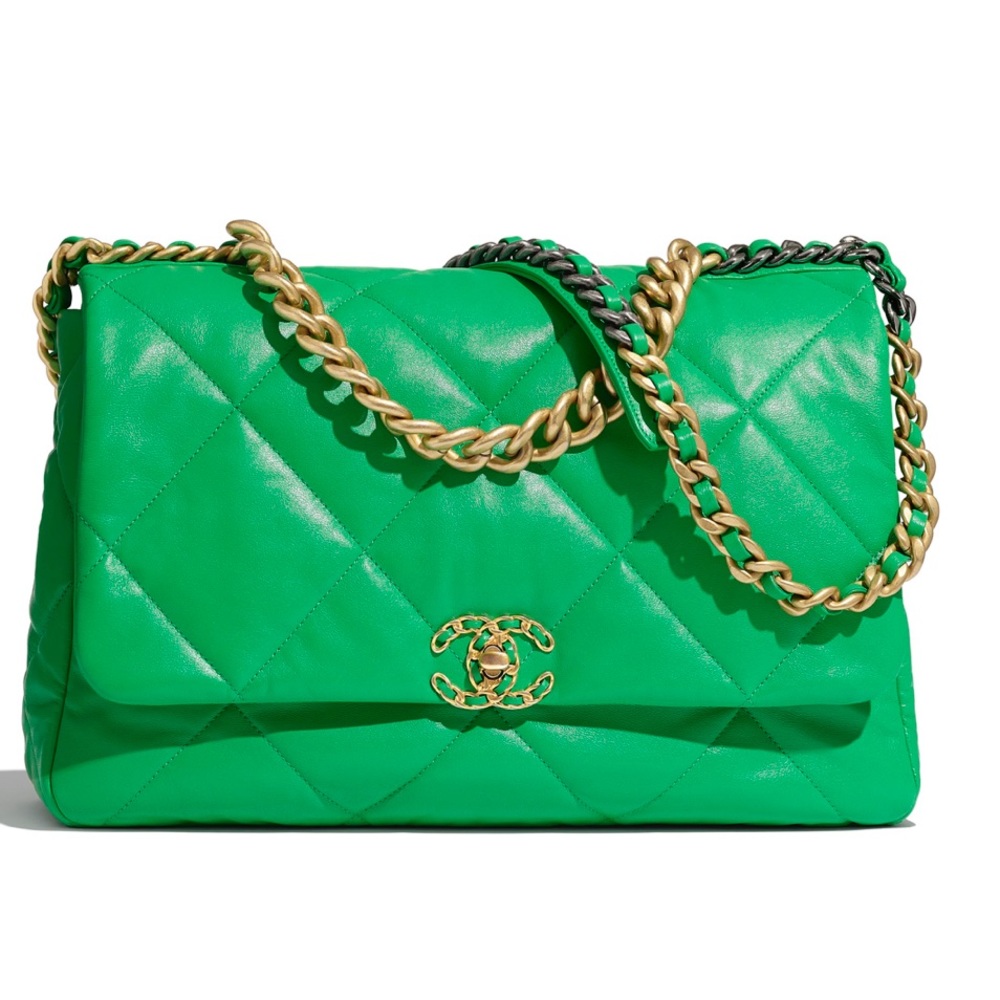 💚✨Stunning Chanel 19 Flap Bag✨💚